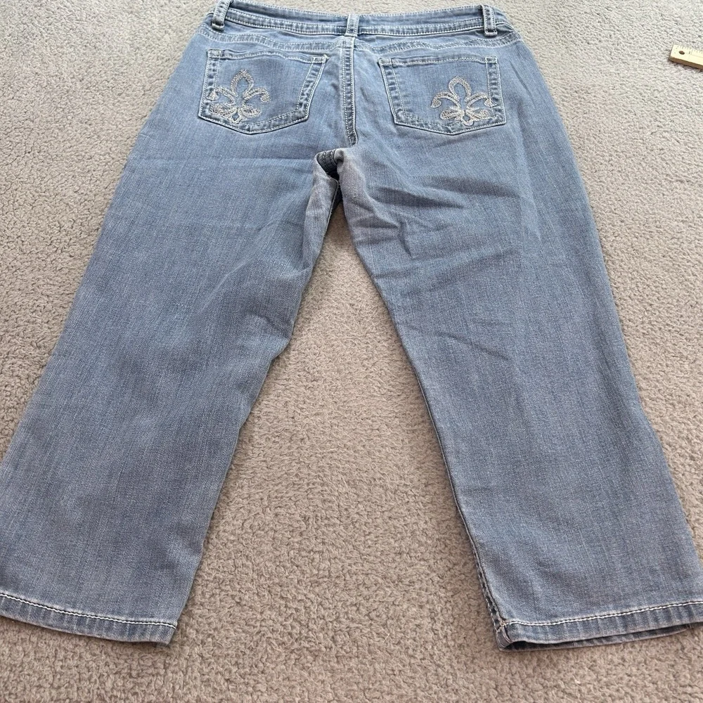 LEE Jeans Womens  12 Medium Blue‎ Slender Secret Embroidered Cropped Capri Denim